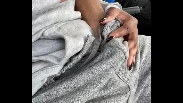 Young Slut Finger Fucked In Car